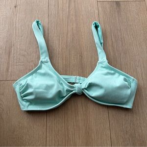 Xhilaration Bikini Top w/ Knot Front